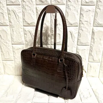 새상품급 ADMJ 악세소와 드 마드모아젤 악어 엠보싱 핸드백 브라운