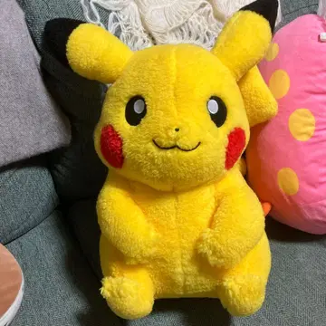 커다란 피카츄 봉제 인형