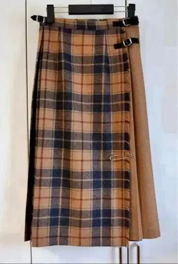 새상품 증정 O'NEILL OF DUBLIN 체크 무늬 롱 스커트 34