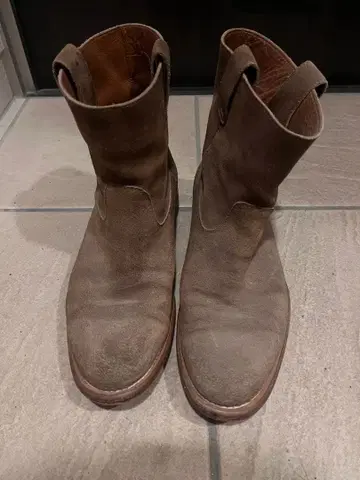 a.p.c 아페쎄 브라운 스웨이드 부츠