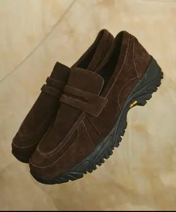 OPENING ACT 비브람 밑창 스웨이드 로퍼 스니커즈