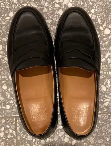 유나이티드 애로우즈 코인 로퍼