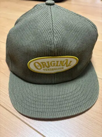 TENDERLOIN 올리브 코듀로이 캡
