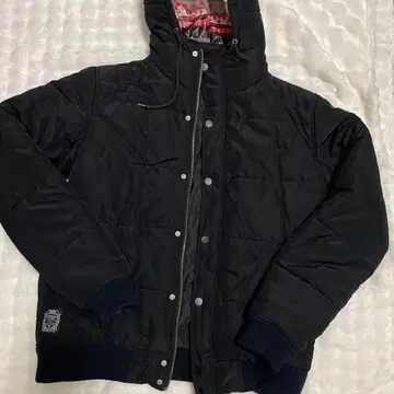 블랙 다운 자켓 XXL