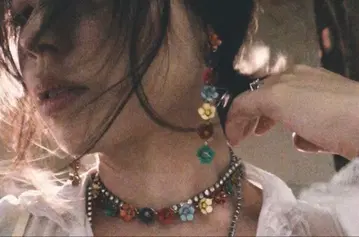 VTOPIA DAISY SONG 초커&귀걸이 페일 믹스 DEPT