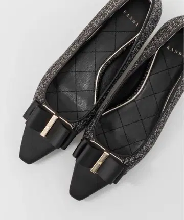 RANDA 콤비 재료 리본 플랫 펌프스