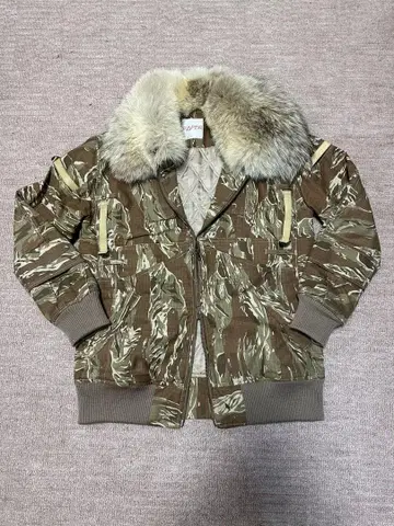 PAPER 카모플라쥬 퍼(fur) 부착 밀리터리 자켓