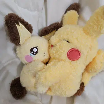 부르부르 - 꼬옥! 피츄&피카츄 봉제 인형