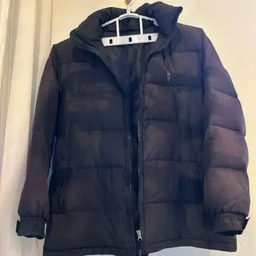 DJhonda 블랙 다운 자켓