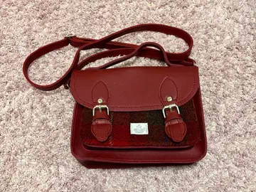 레드 숄더백 플랩 포함