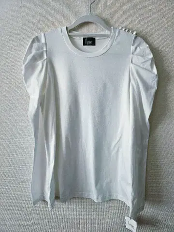 미사용 새상품 hue day to evening 프릴 슬리브 롱 T셔츠