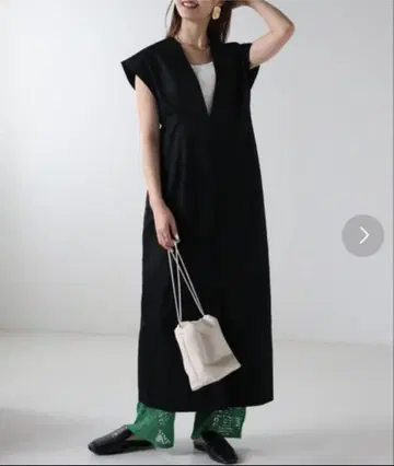 슬리브리스 블랙 롱 원피스