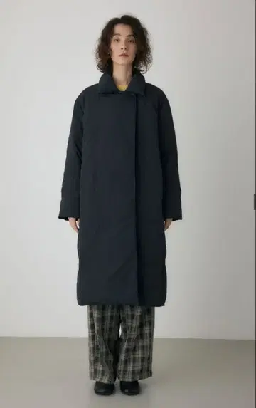 AZUL by moussy 다운 코트 블랙