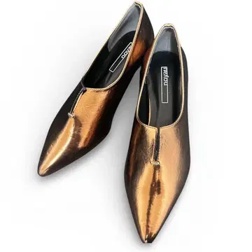 미사용 새상품 Noyau 골드 펌프스 로우힐 LL 00170