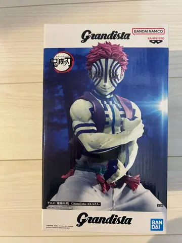 Grandista 아카자 피규어