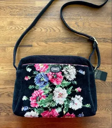 미사용 택 포함 페이러 라비린스 숄더백