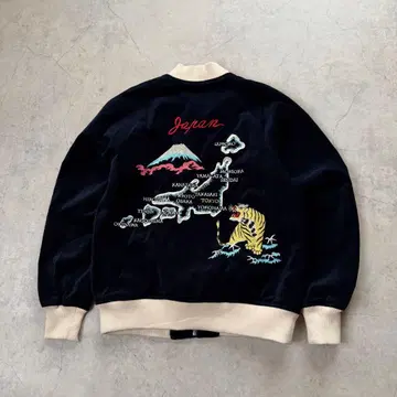 미사용 새상품 스카잔 벨로아 ehka sopo 네이비 타이거