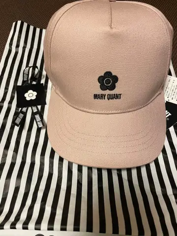 MARY QUANT 핑크 캡 꽃 자수