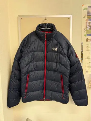 The North Face 다운 자켓 네이비/레드