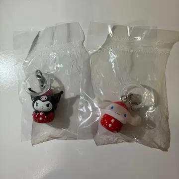 산리오 캐릭터즈 딸기 메지루시 액세서리