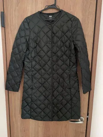 유니클로 울트라 라이트 다운 롱 자켓 코트 블랙 M