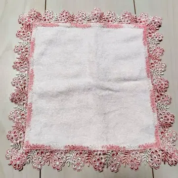 치카자와 레이스 늘어진 벚꽃 핑크