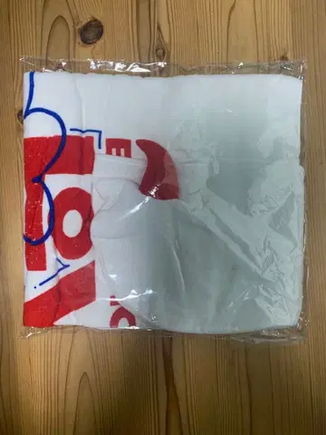 BABYMONSTER 베비몽 후드 부착 타월 SS석 혜택