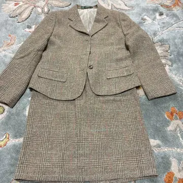 NEWYORKER 스커트 셋업 브라운 계열