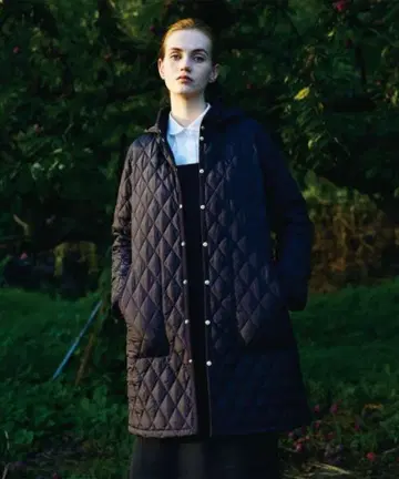 [ 새상품급 ] NIMES 퀼팅 후드 부착 자켓 S 사이즈