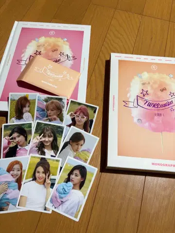 TWICEcoaster LANE 1 모노그래프