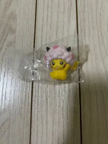 벚꽃 아프로 피카츄