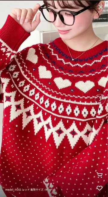 하트 무늬 빨간색 니트 스웨터 M 사이즈 moment+/모먼트플러스