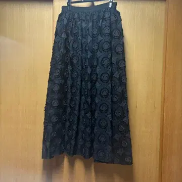 LOISIR 자카드 턱 개더 스커트