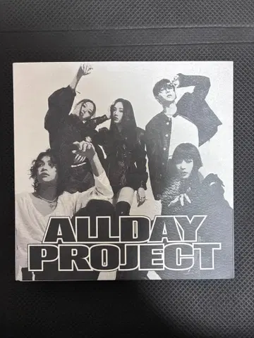 ALLDAY PROJECT 데뷔 싱글 FAMOUS