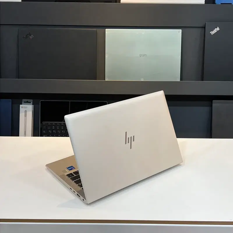 HP 엘리트북 830 G8 i7-11세대/16/512 노트북