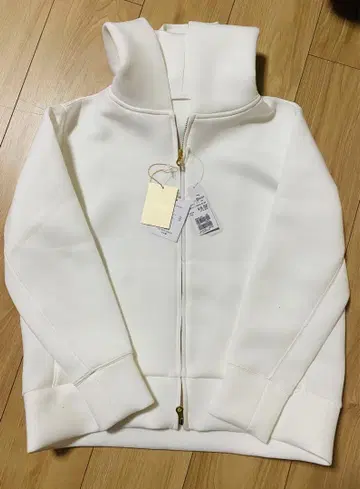 에클라 더블 지퍼 골드 지퍼 코쿤 후드티