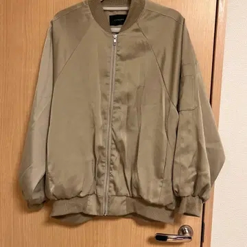 CHIGNON 카키 자켓