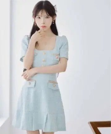 스카이블루 트위드풍 드레스
