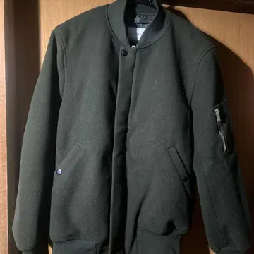 INHERIT 봄버 자켓 올리브 그린