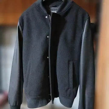 ZARA 블랙 점퍼 M