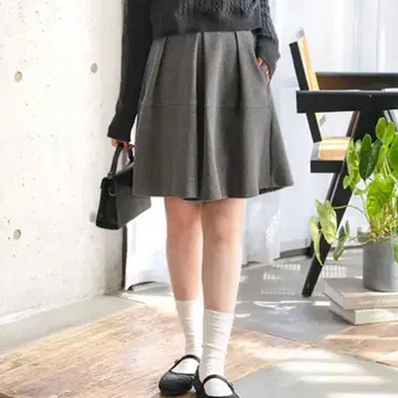 고베 레터스 다이버 플레어 큐롯 PM 차콜 그레이