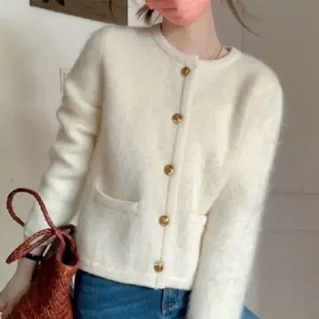 니트 가디건 화이트 골드 버튼 오샤레 한국 자켓 고급