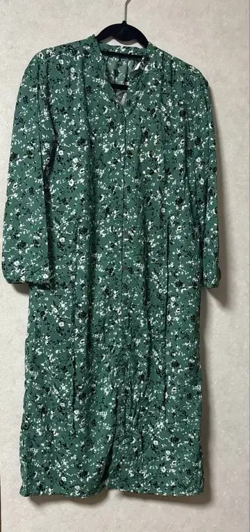 새상품 LEPSIM 꽃무늬 롱 원피스 ( 그린 )