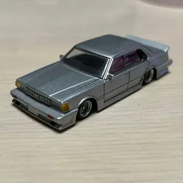 그라찬 컬렉션 430 세드릭 1