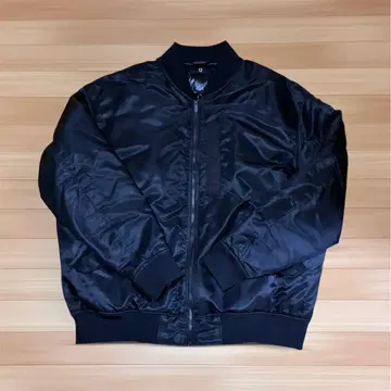 유니클로 +J 하이브리드 다운 오버 사이즈 MA-1 블루종 XXL