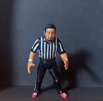 타이거 핫토리 레프리 피규어 신일본 프로레슬링