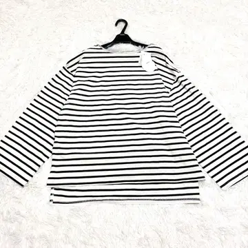 미사용 새상품 택 포함 와이드 슬리브 오버 사이즈 보더 티