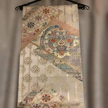 아름다운 다색 꽃무늬 순수 실크 후쿠로 오비