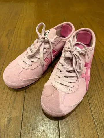 파투 콜라보 하자품 스웨이드 스니커즈