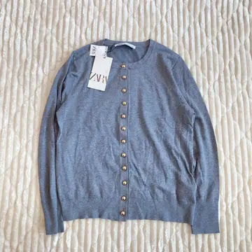 [ 새상품급 새상품 ] ZARA 골드 버튼 가디건 L 사이즈 그레이